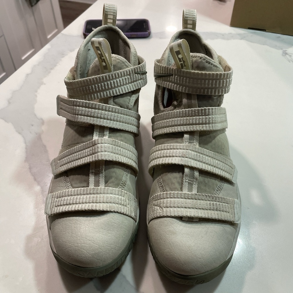 Lebron cream basketball shoes